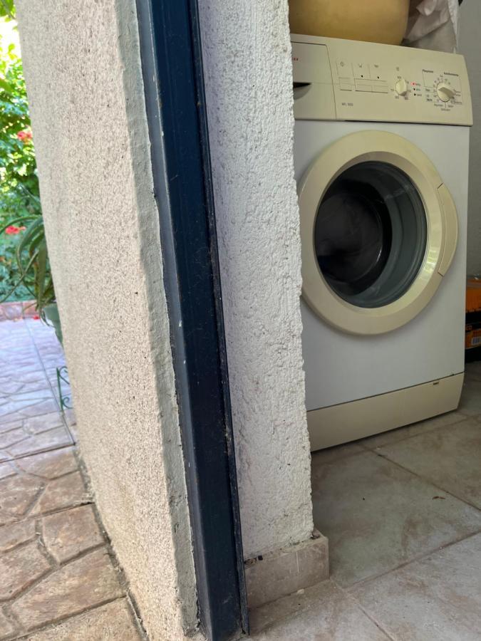 Corinth Cosy Guesthouse-Souterrain With Garden In City Center מראה חיצוני תמונה